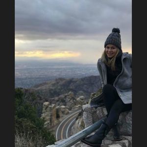 Meet your Posher, Lizeth